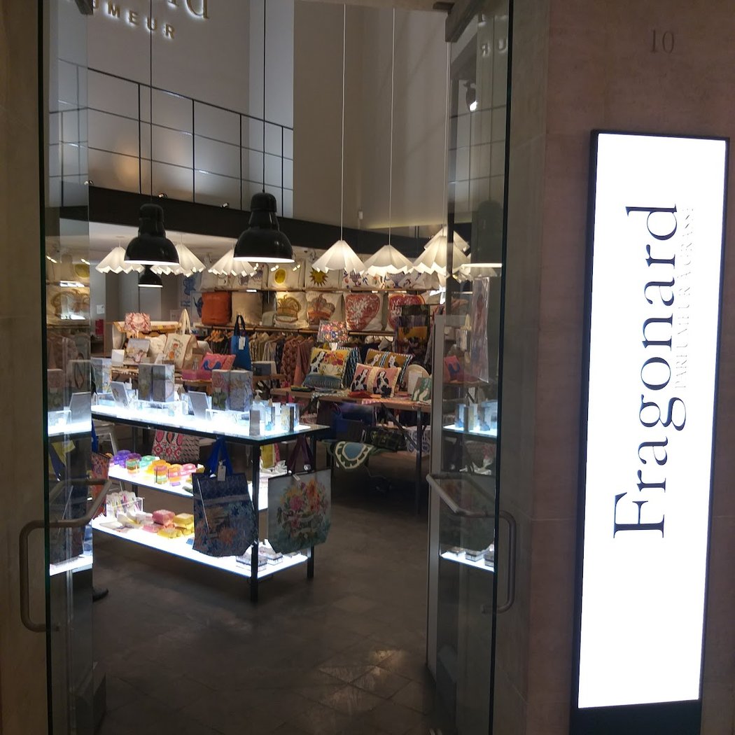 Fragonard Boutique Carrousel du Louvre 2